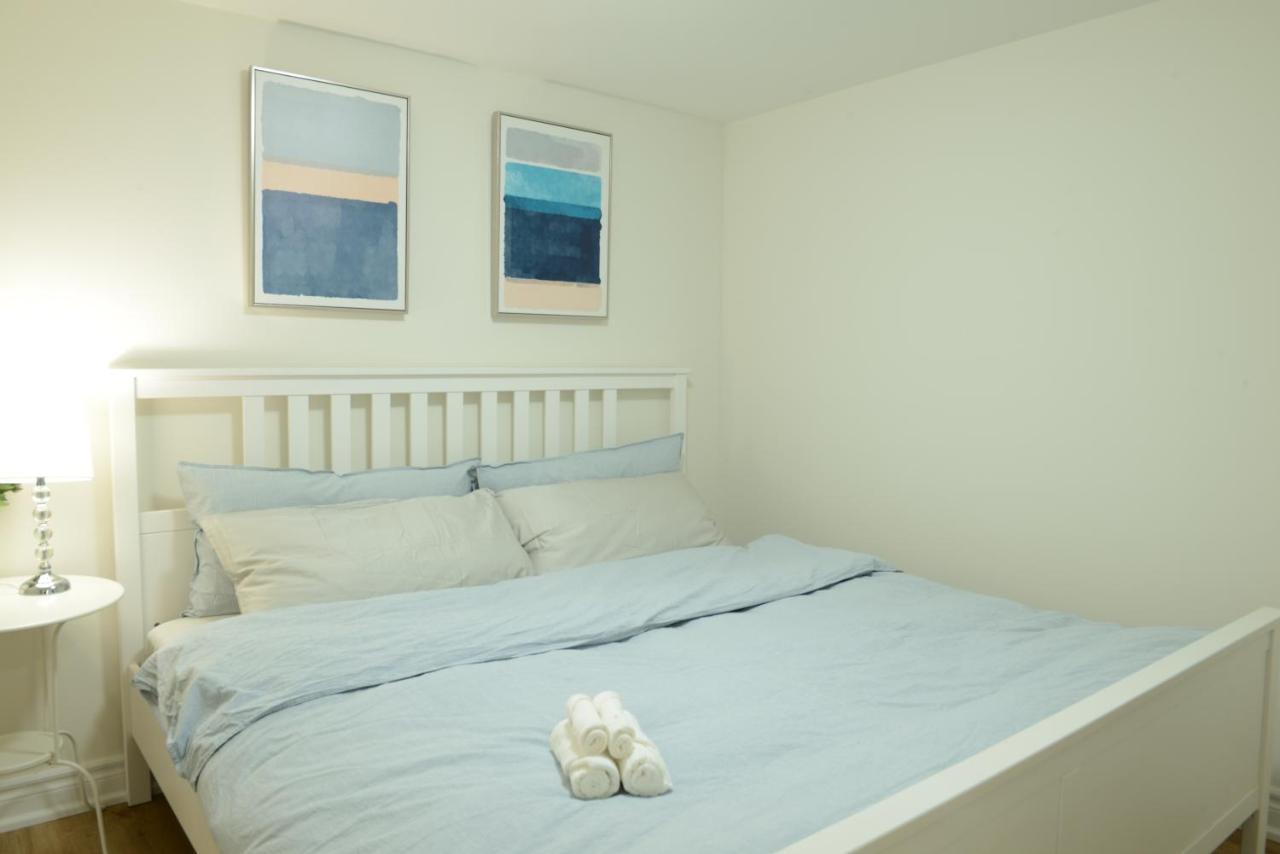 Spacious 2-Bed-Room Near Yonge & Major Mackenzie 列治文山 外观 照片