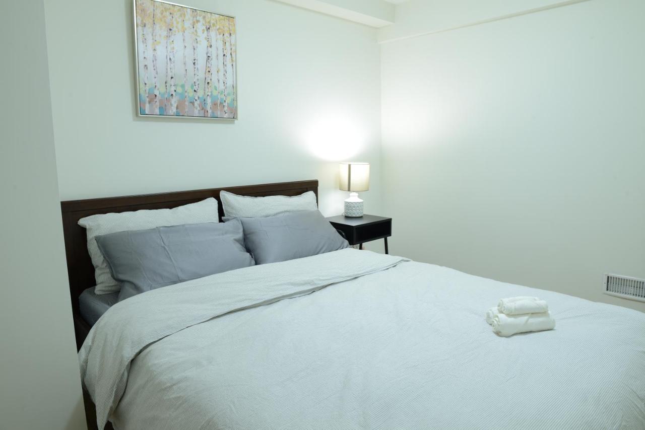 Spacious 2-Bed-Room Near Yonge & Major Mackenzie 列治文山 外观 照片